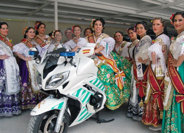 La Reina de la Huerta 2015 y sus damas de honor visitan las instalaciones de la Guardia Civil de Murcia - 5, Foto 5