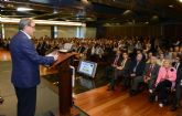 Más de 300 personas han asistido al debate que Ucomur ha celebrado con todos los candidatos a la presidencia de la Comunidad