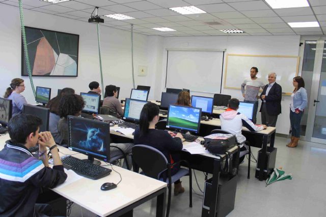 El alcalde visita a los alumnos y alumnas de los tres cursos que está desarrollando el SEF en Jumilla - 1, Foto 1