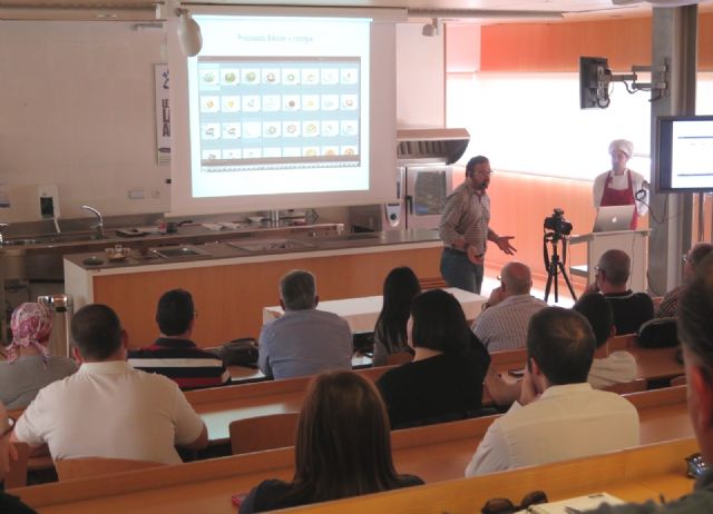 El Centro de Cualificación Turística acoge un taller de fotografía gastronómica destinada a restaurantes - 1, Foto 1