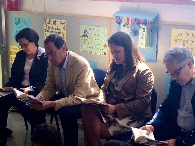 El Alcalde celebra el Día Internacional del Libro participando en una lectura en el Colegio Antonio de Nebrija - 2, Foto 2