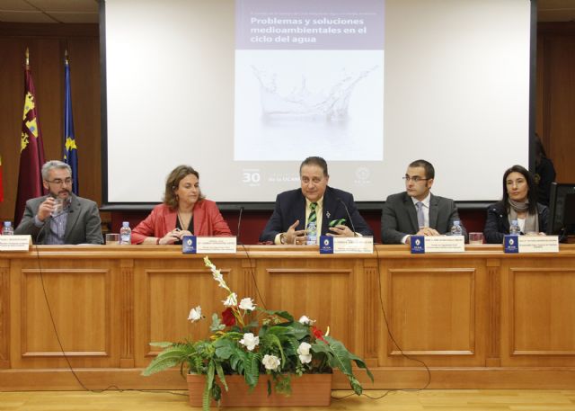 La UCAM investiga sobre la eliminación de fármacos en las depuradoras - 1, Foto 1