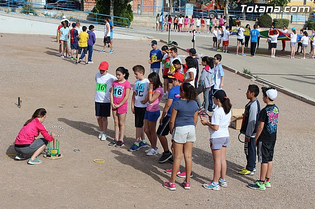 Ms de 400 alumnos de 5 de Educacin Primaria de todos los colegios de Totana participan en la Jornada de Juegos Populares - 6