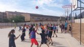 Alumnos del Virgen de Begoña, con el UPCT Basket Cartagena