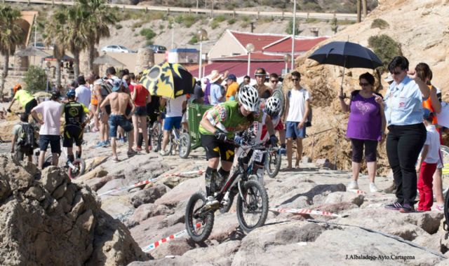 Espectáculo sobre dos ruedas en Cala Cortina con la Copa de España de Trialbici - 3, Foto 3