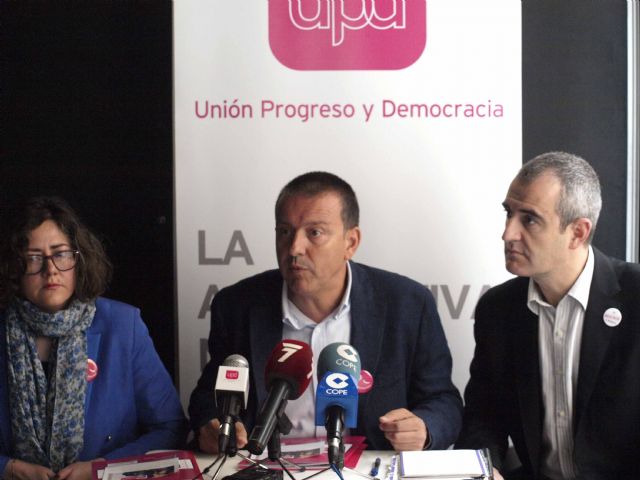 Cabrera (UPyD) apuesta por las nuevas tecnologías como elemento de crecimiento económico en Lorca - 1, Foto 1