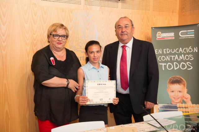 Niños Listos Ciudad Limpia, de Miriam Martínez, gana el Concurso de dibujo Ecolimpia - 3, Foto 3