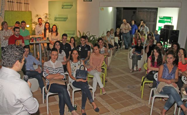 El Partido Popular de Puerto Lumbreras organiza un café con ideas con más de medio centenar de jóvenes - 1, Foto 1