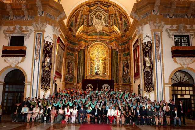 El Instituto Superior de Formación Profesional San Antonio gradúa a más de 150 alumnos - 1, Foto 1