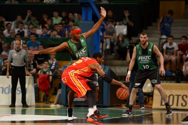 El primer tiempo lastra al UCAM Murcia CB (79-54) - 1, Foto 1