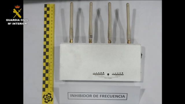 La Guardia Civil desarticula un grupo criminal especializado en el robo de vehículos de alta gama - 5, Foto 5