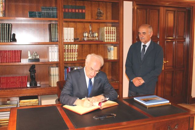 El presidente Garre recibe al embajador de Letonia en España - 1, Foto 1