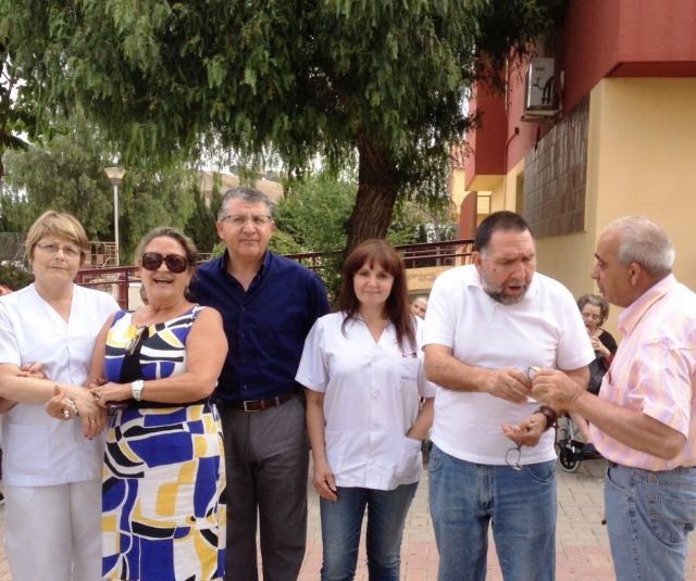 Jornada de conviviencia en el Centro de Perso nas con Discapacidad Julio López Ambit - 1, Foto 1