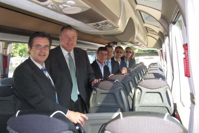 Bernabé resalta el compromiso de LAT con la nueva era del transporte público - 2, Foto 2