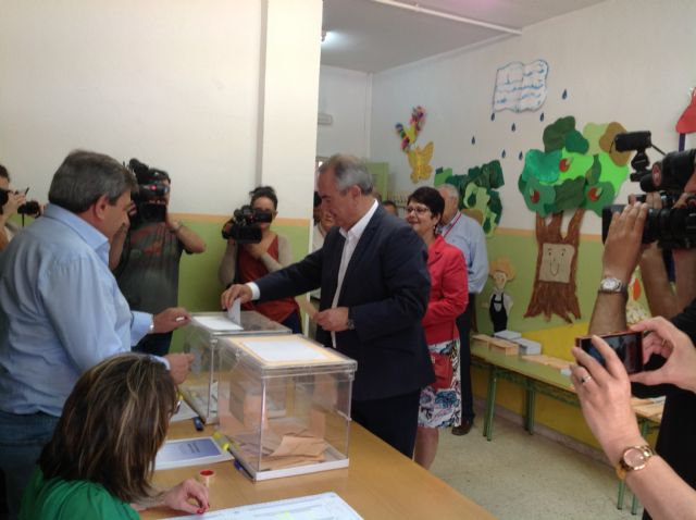 González Tovar destaca que hoy es el día de la esperanza y de la igualdad donde todos los votos valen lo mismo y donde la ciudadanía dejará claro su deseo de cambio - 1, Foto 1