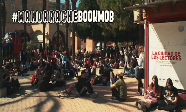 MandaracheBookmob congregará hoy a cientos de lectores en Madrid y Cartagena - 1, Foto 1