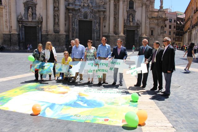 Alberto Garre participó hoy en el macropuzle solidario en el Día Nacional del Donante de Órganos - 2, Foto 2