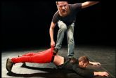 El Prraga recibe a los bailarines Pieter Ampe y Guilherme Garrido con su espectculo de danza y performance 'Still Standing You'