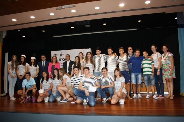 Alumnos del IES Antonio Hellín de Mazarrón y el Colegio Alfonso X de La Unión ganan el premio ´Creatividad e Innovación´ del concurso EJE y EME - 2, Foto 2