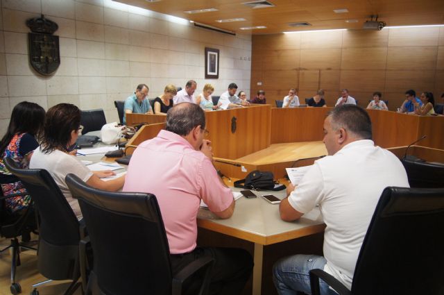 Se aprueba el nombramiento de los nuevos consejeros de los consejos de administración de las sociedades municipales PROINVITOSA y CEDETO, respectivamente - 2, Foto 2