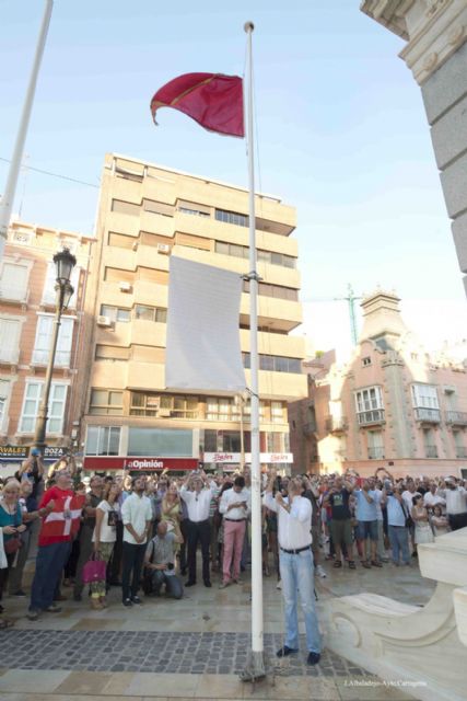 La enseña de la Sublevación Cantonal ondea en el Palacio Consistorial - 4, Foto 4