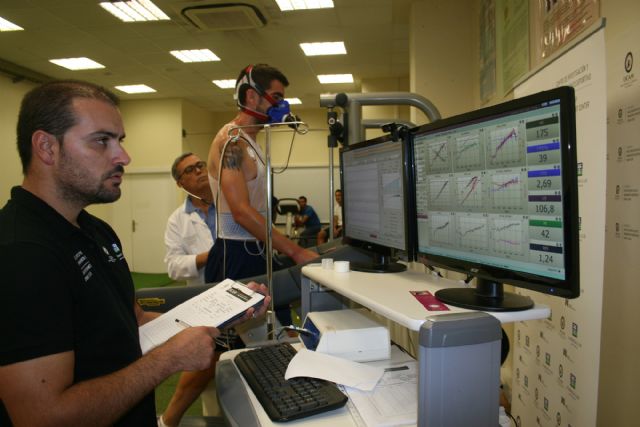 El UCAM Murcia CF pasa por el laboratorio - 1, Foto 1