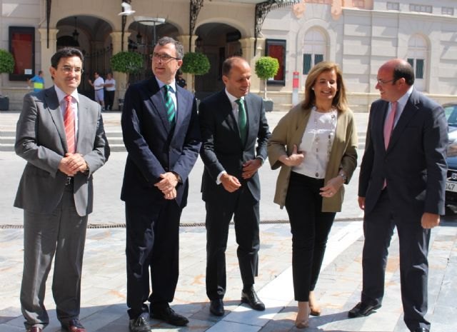 Pedro Antonio Sánchez expone la fórmula de éxito de la economía social de la Región como ejemplo nacional de creación de empleo estable y de calidad - 1, Foto 1