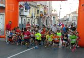 Ms de 400 corredores participan en la 'XXI Carrera Popular Nocturna' de las fiestas torreñas