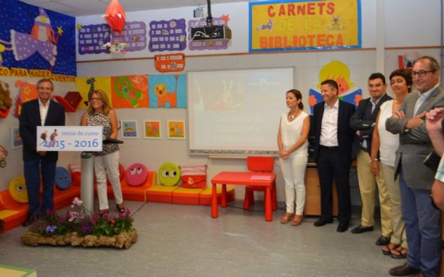 La Comunidad contrata a 977 profesores más y refuerza la calidad educativa para el nuevo curso - 1, Foto 1