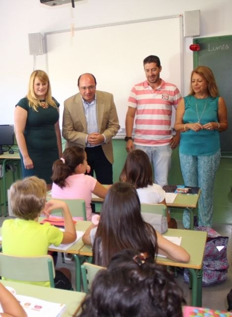 Pedro Antonio Sánchez: El curso ha empezado con más becas, más profesores y más bilingüismo - 3, Foto 3