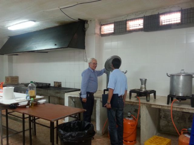 La Concejalía de Sanidad completa la revisión de los chiringuitos de comida instalados en el Huerto de la Rueda - 1, Foto 1