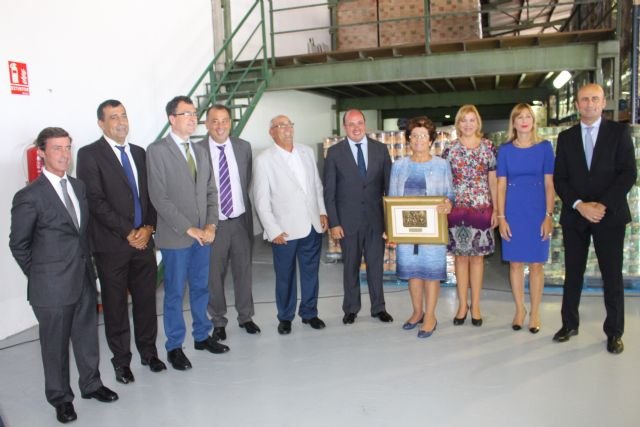 Pedro Antonio Sánchez asegura que la suma de esfuerzos, solidaridad y compromiso nos hace más útiles a quienes más lo necesitan - 1, Foto 1