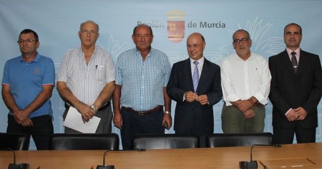 Hacienda firma convenios con las comunidades de regantes de Calasparra y El Esparragal en apoyo a su gestión económica - 1, Foto 1