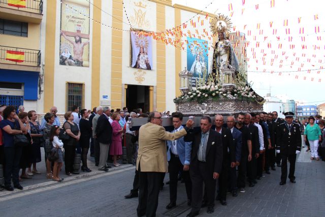 Miles de lumbrerenses acompañaron a la Stma. Virgen del Rosario en la tradicional Procesión - 2, Foto 2