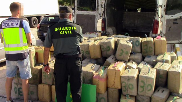 Desmantelada una peligrosa organización criminal dedicada a la introducción de droga desde Marruecos - 2, Foto 2