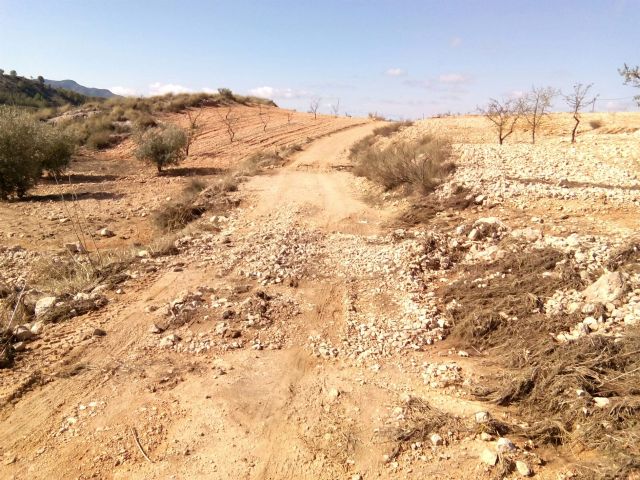 En marcha los trabajos de arreglo del firme de los caminos rurales - 1, Foto 1