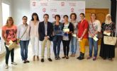El Ayuntamiento entrega los premios de la campaña 'Compra tus libros en Lorquí'