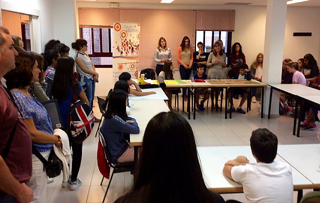 El Ayuntamiento de Murcia inaugura el Club de Idiomas Junior del Barrio del Carmen - 1, Foto 1