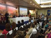 Martnez-Cach destaca el 'imprescindible papel de la mujer rural en el desarrollo econmico y agrario regional'