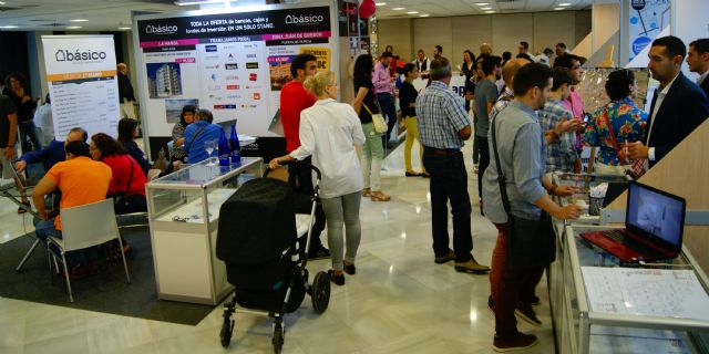 Cerca de 2.000 personas visitan la 10ª edición de la feria de la vivienda - 1, Foto 1