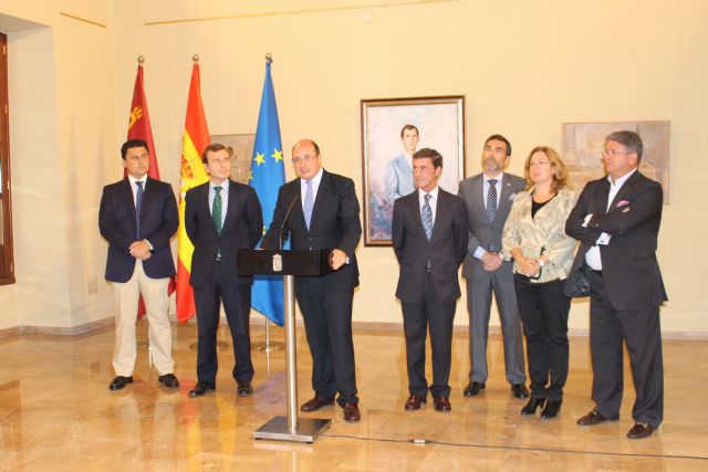 Pedro Antonio Sánchez destaca el trabajo conjunto entre administraciones para coordinar una estrategia de impulso al Mar Menor - 3, Foto 3