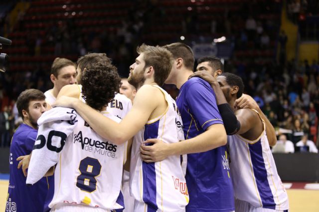 Campazzo catapultó a los suyos en los instantes finales para vencer por 85-90 - 5, Foto 5