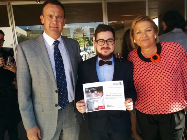 Un alumno de Enfermería de la Universidad de Murcia consigue beca de la Fundación Rafael Bernabeu de Alicante - 1, Foto 1