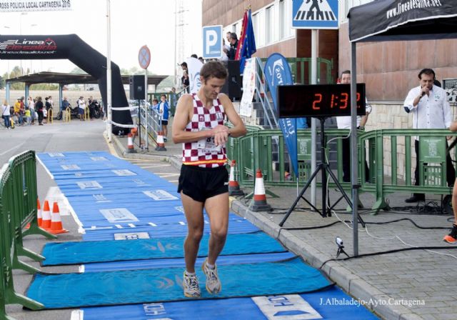 Más de 200 atletas solidarios corrieron en el Cross de la Policía Local - 4, Foto 4