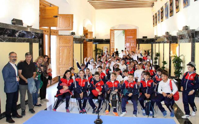 Alumnos del colegio Santa Clara visitan Caravaca y mantienen un encuentro con el alcalde - 1, Foto 1