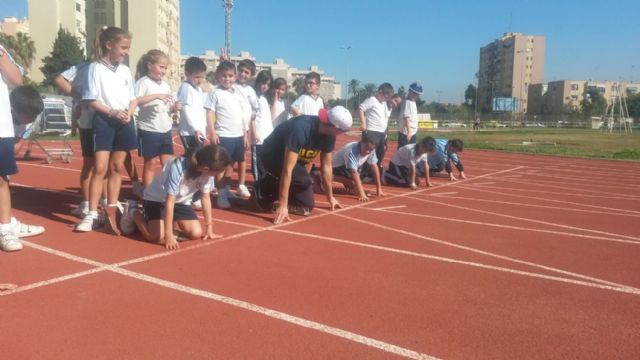 Alumnos del colegio San Vicente de Paul se acercan al Atletismo - 2, Foto 2