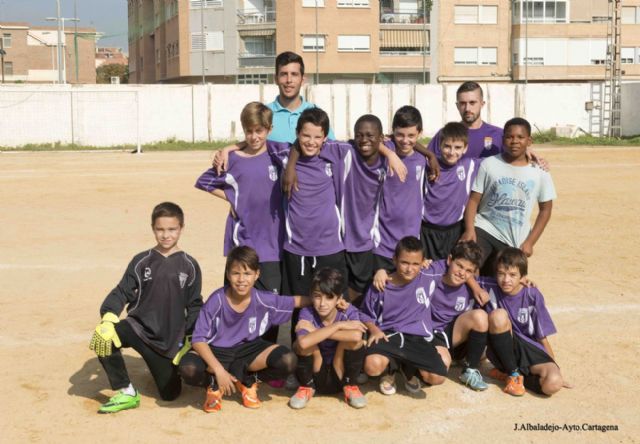 A.D. Barrio Peral, U.P.C.T. Ciudad Jardín B, la E.F. Aljorra B y C.D. Juvenia de Pozo Estrecho, líderes en la modalidad de fútbol 5 - 2, Foto 2