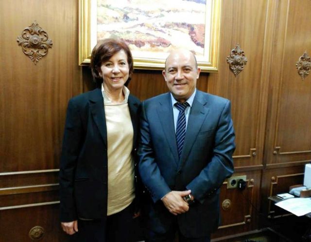 El alcalde de Cieza se reúne con la presidenta regional de la Liga Española de la Educación - 1, Foto 1