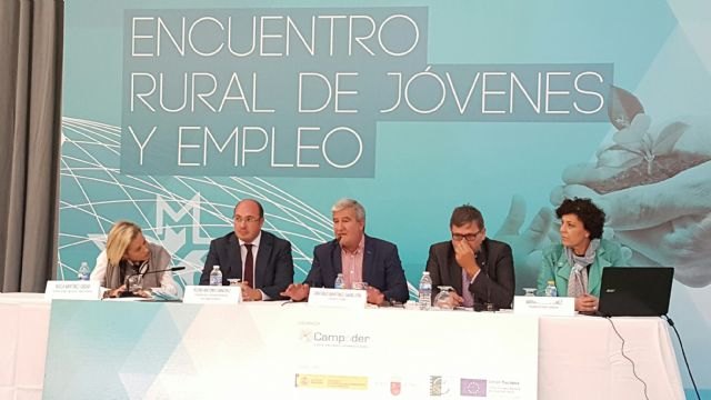 Pedro Antonio Sánchez: El medio rural ofrece a los jóvenes agricultores oportunidades de futuro y empleo - 1, Foto 1