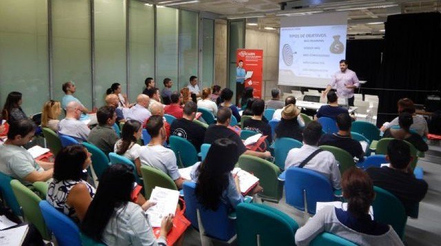 Más de 4.500 personas participan en los talleres formativos organizados por la Comunidad para potenciar el negocio electrónico en la Región - 1, Foto 1